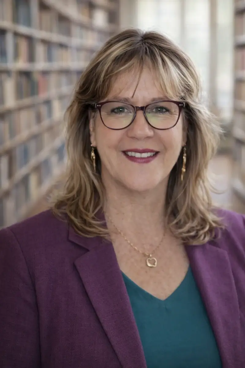 Professora Eliana em aula online